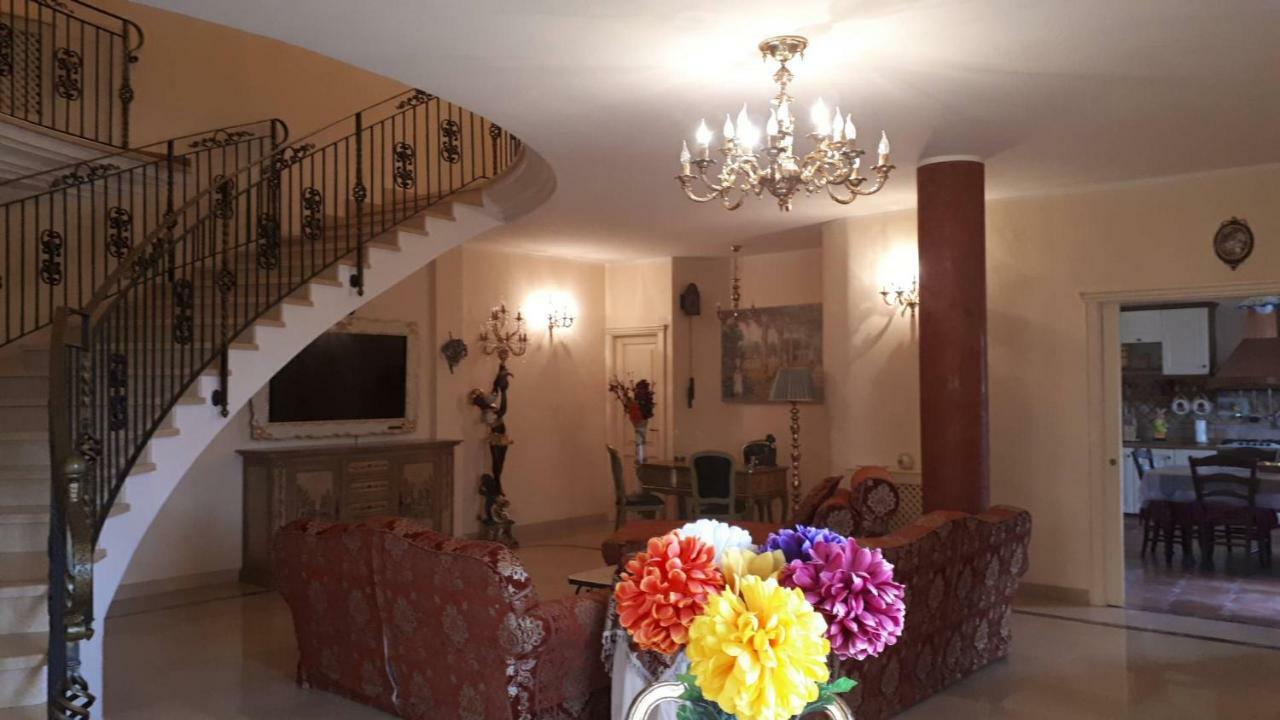 Villa Dei Sogni Sant'Arpino Εξωτερικό φωτογραφία